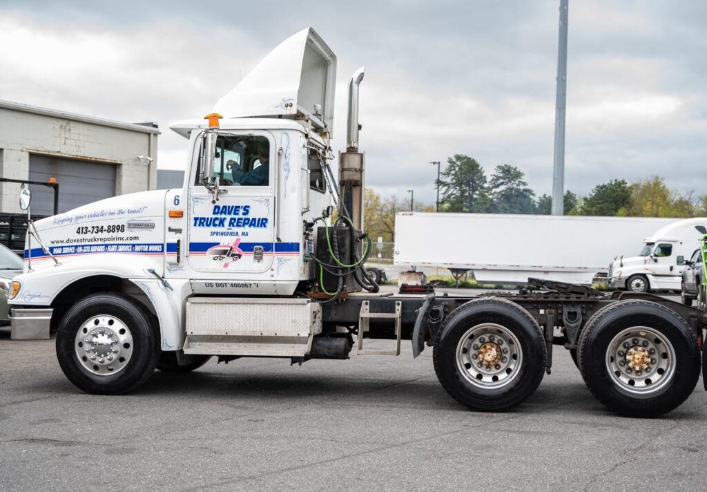 Dave's Semi Truck Repair Services and Fleet Management Services Springfield, MA